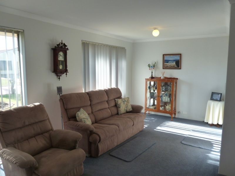 24 Bonanza Court, Huntingdale WA 6110