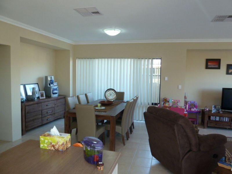 7 Platypus Parkway, Beeliar WA 6164