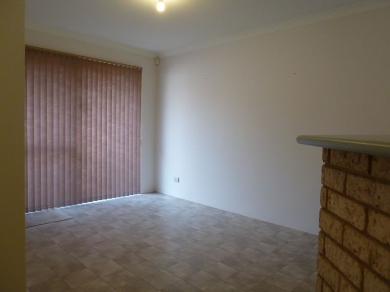 15/15 Summer Place, Thornlie WA 6108