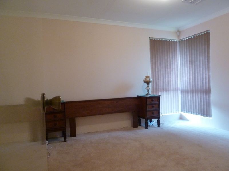 15/15 Summer Place, Thornlie WA 6108