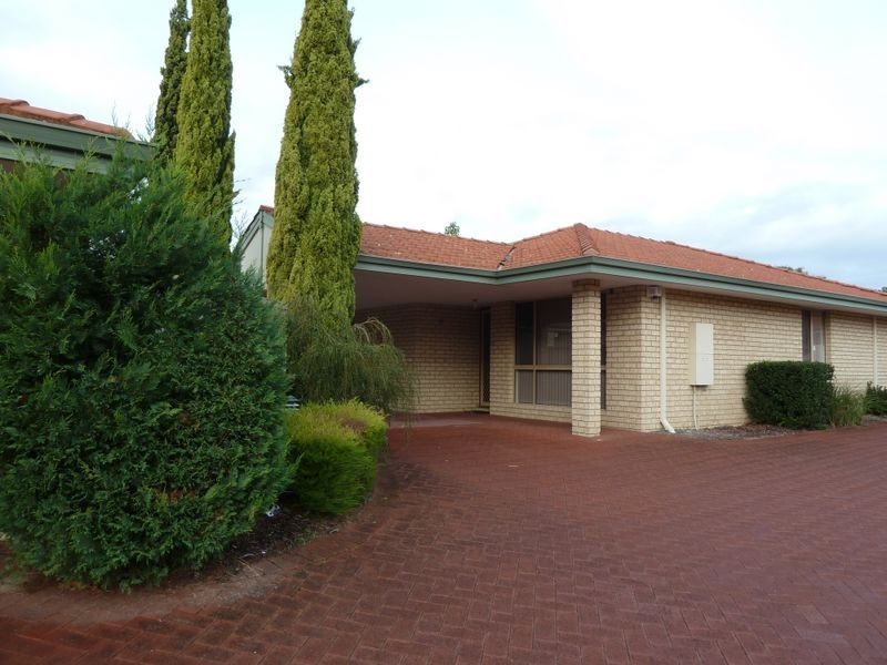 15/15 Summer Place, Thornlie WA 6108