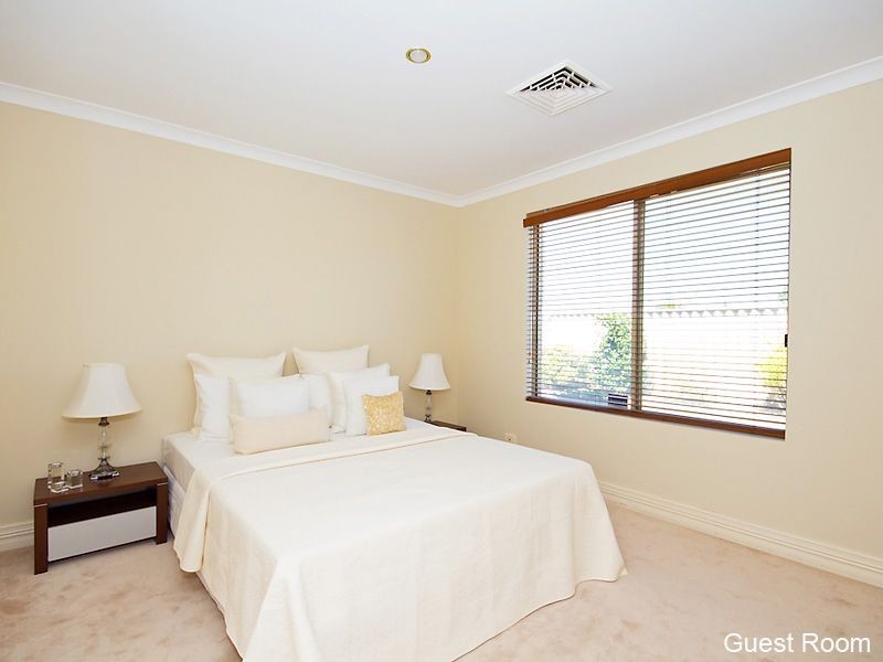 109 Southacre Drive, Canning Vale WA 6155