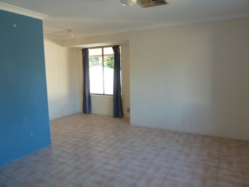 25 Mariana Close, Maddington WA 6109