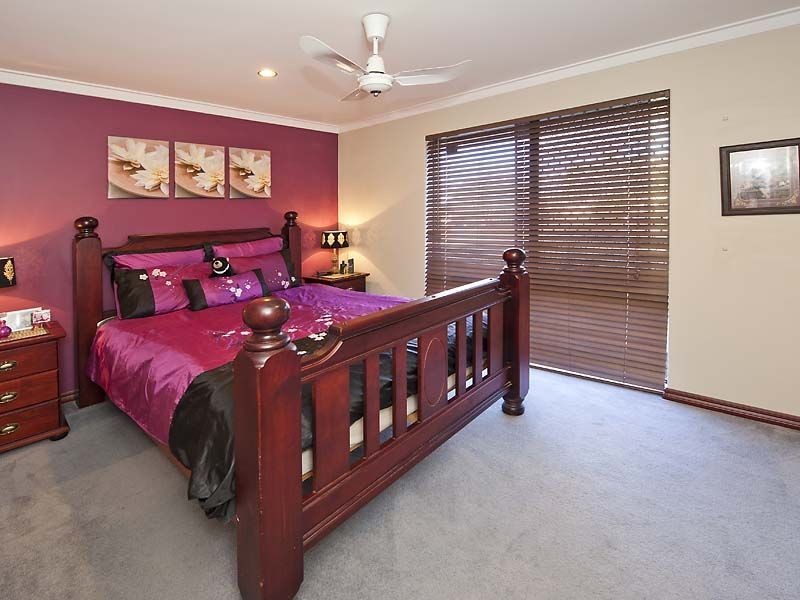 12 Farrer Place, Thornlie WA 6108