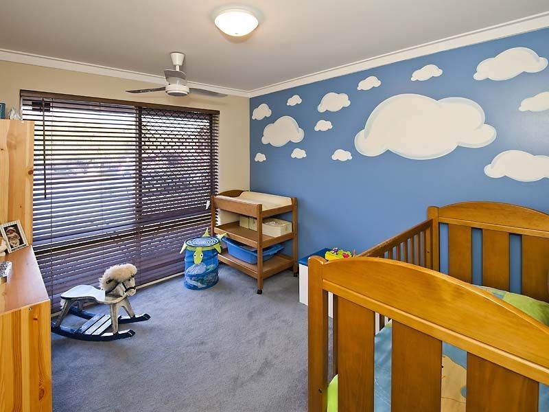 12 Farrer Place, Thornlie WA 6108