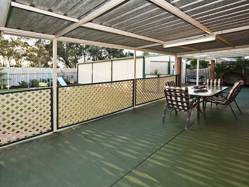12 Farrer Place, Thornlie WA 6108
