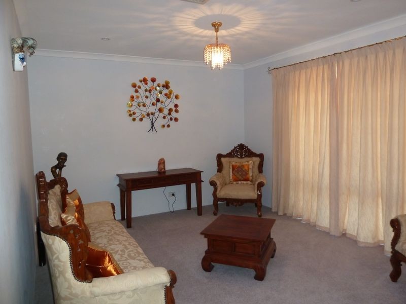 30 Blakemore Retreat, Huntingdale WA 6110