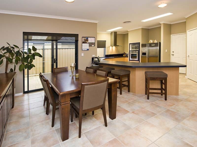 42 Banda Boulevard, Canning Vale WA 6155