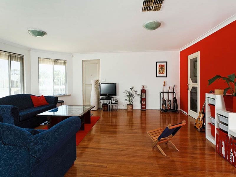 43 Shipbourne Way, Huntingdale WA 6110