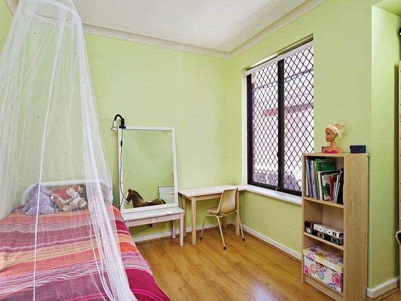 43 Shipbourne Way, Huntingdale WA 6110