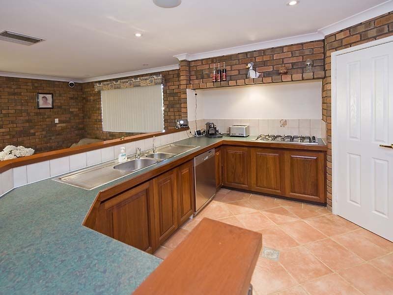 3 Summer Place, Thornlie WA 6108