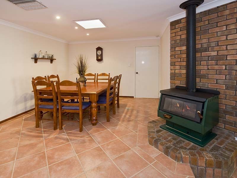 3 Summer Place, Thornlie WA 6108