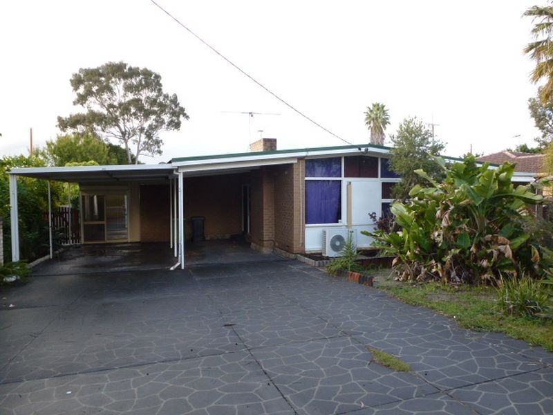 6 Sage Road, Thornlie WA 6108