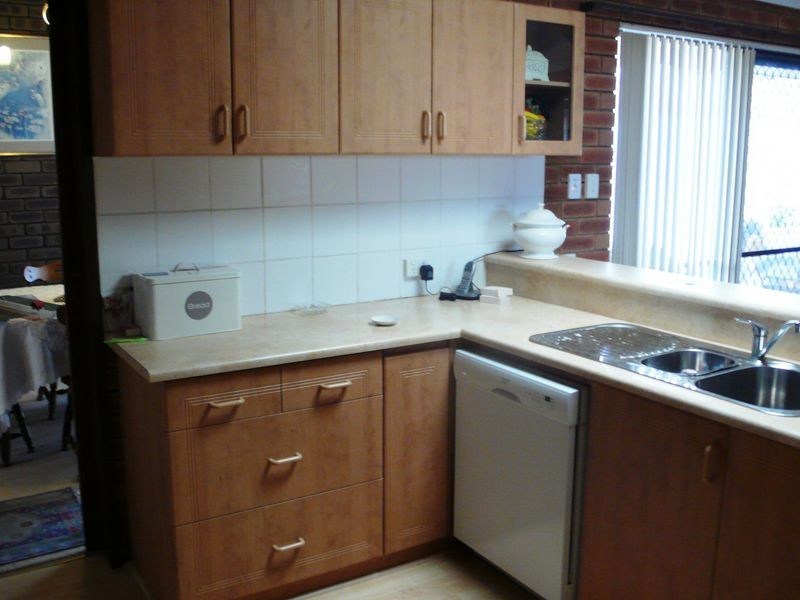 29 Parkside Drive, Thornlie WA 6108