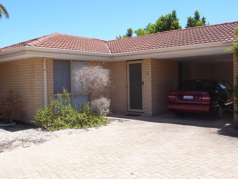 7/36 Swingler Way, Gosnells WA 6110
