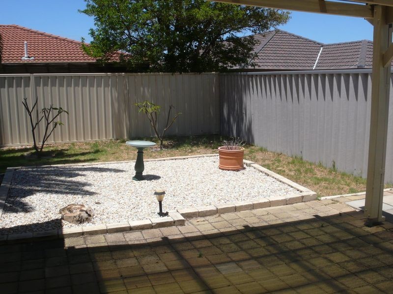 7/36 Swingler Way, Gosnells WA 6110