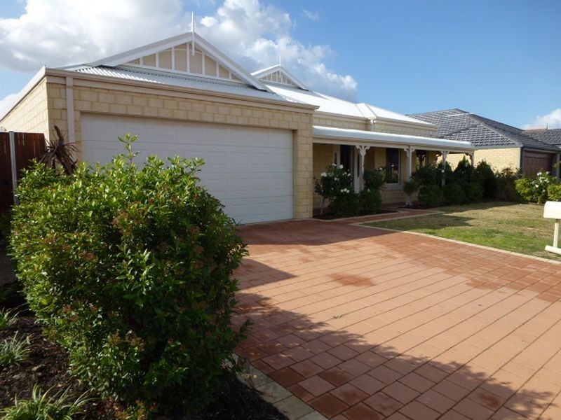 6 Bundera Road, Southern River WA 6110