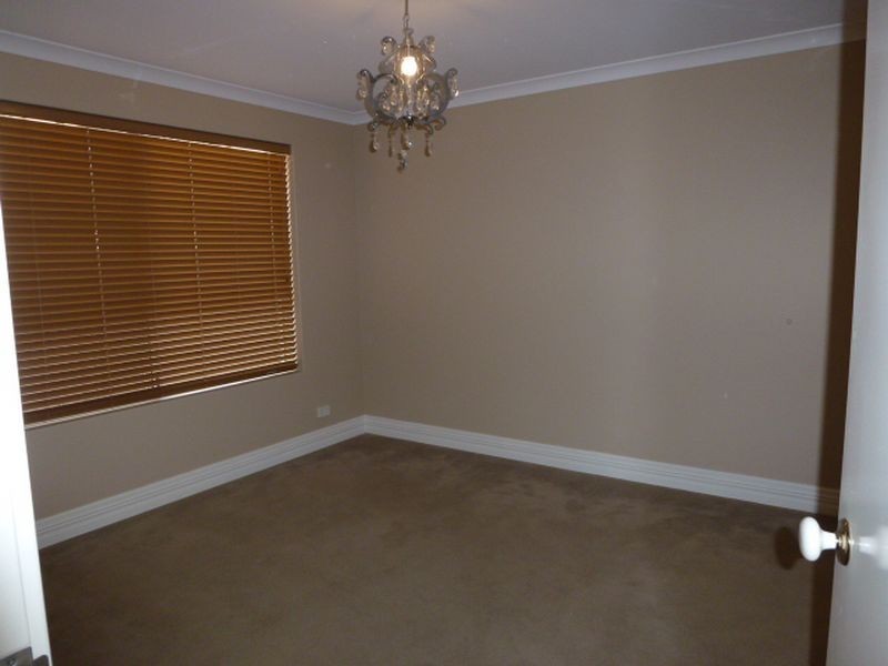 6 Bundera Road, Southern River WA 6110