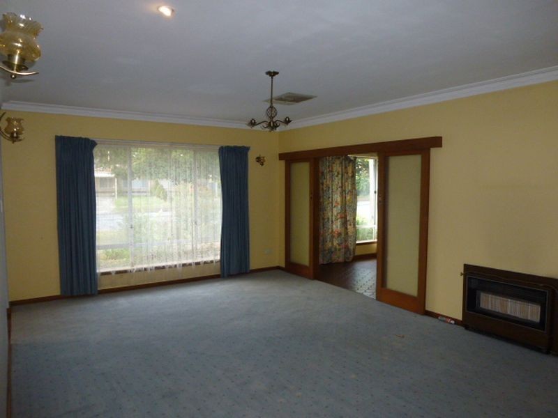 25 Sandon Road, Thornlie WA 6108