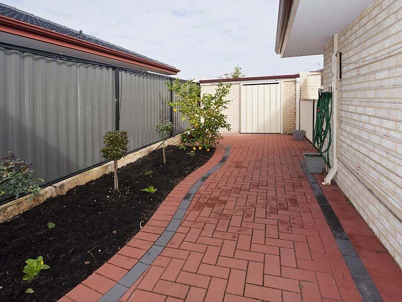 14 Tarradee Circuit, Thornlie WA 6108