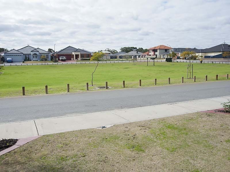 14 Tarradee Circuit, Thornlie WA 6108