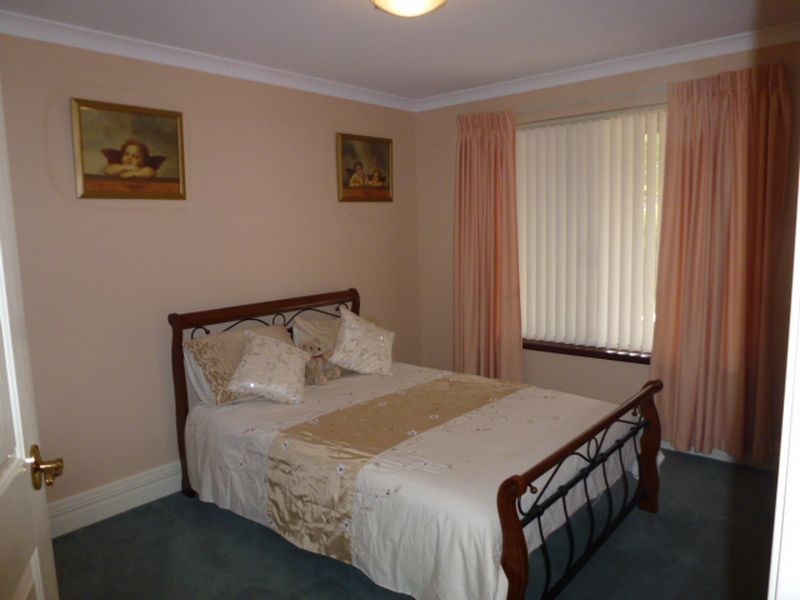 17 Repton Loop, Canning Vale WA 6155