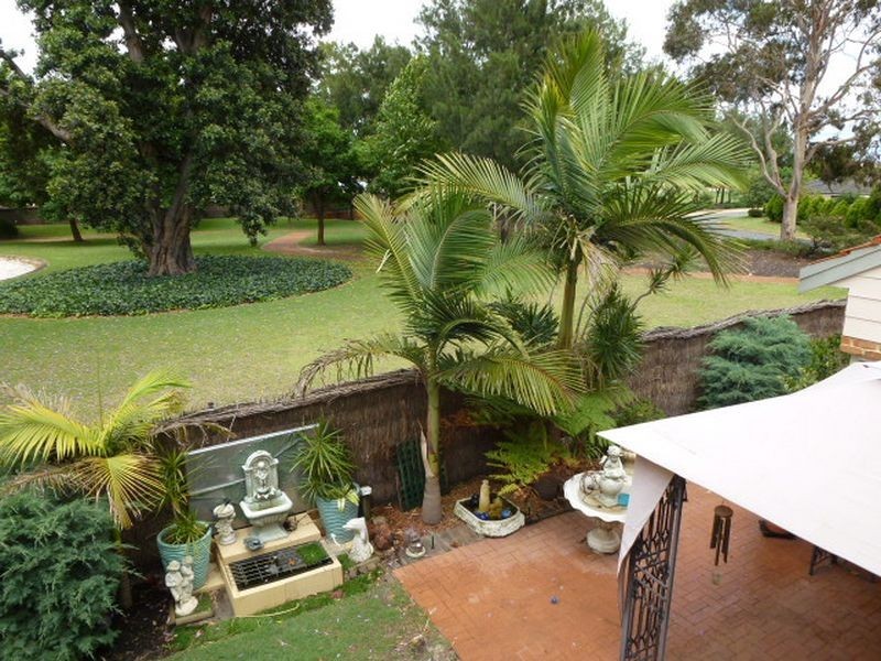 17 Repton Loop, Canning Vale WA 6155