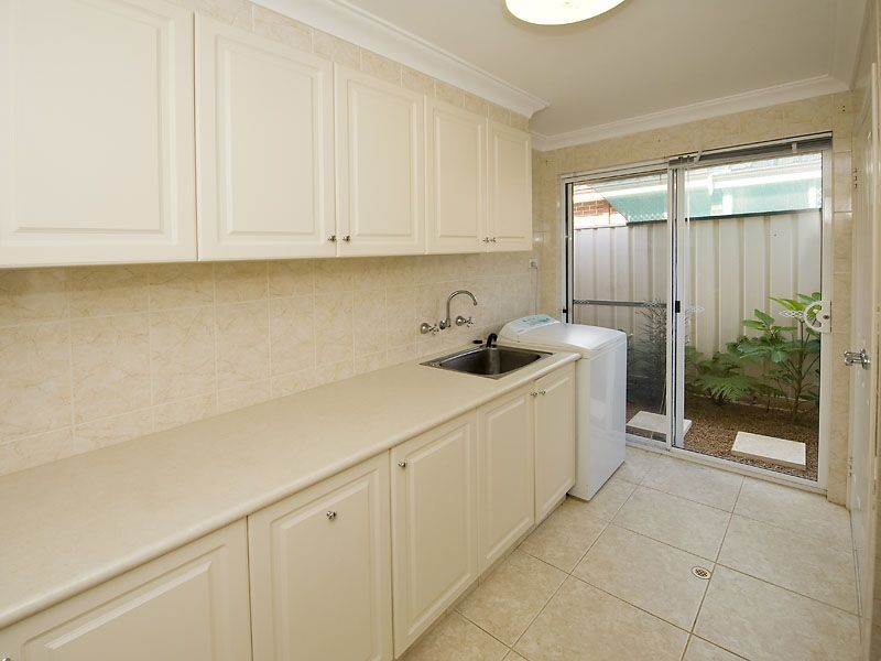 14 Repton Loop, Canning Vale WA 6155