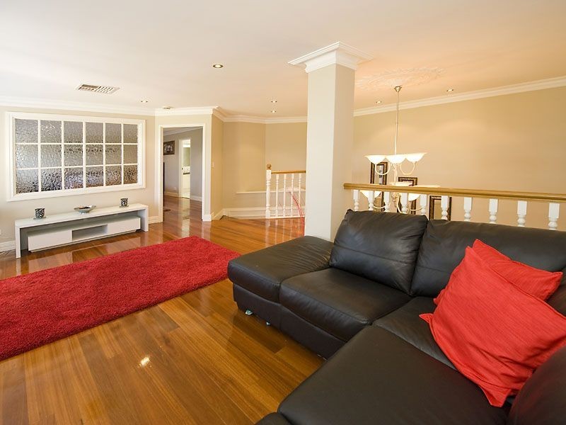 14 Repton Loop, Canning Vale WA 6155