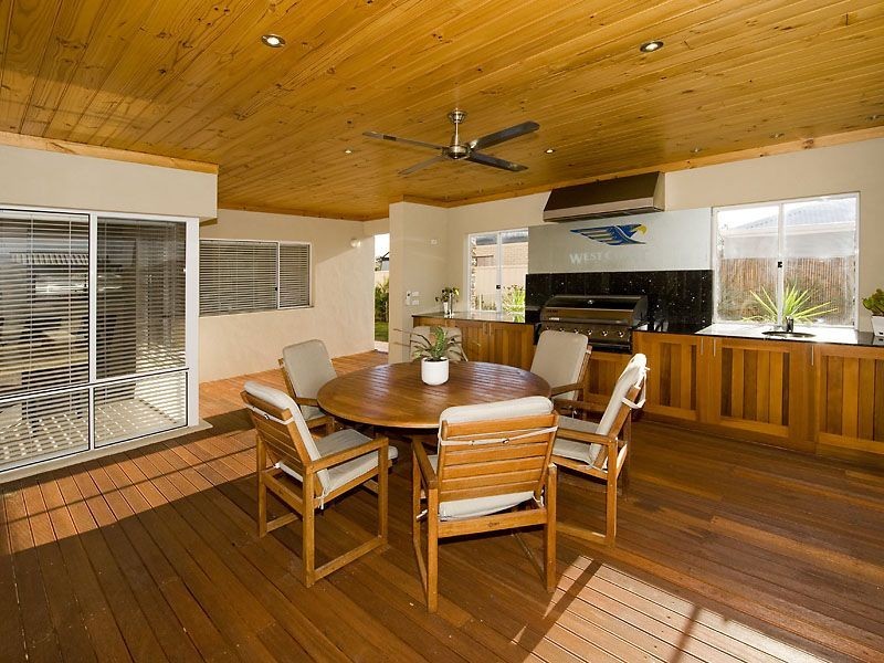 14 Repton Loop, Canning Vale WA 6155