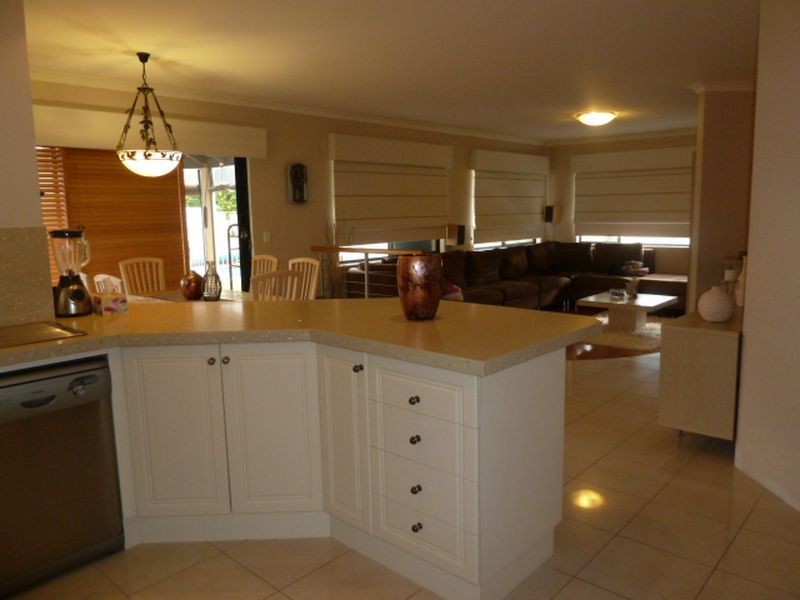 30 Welbeck Road, Canning Vale WA 6155