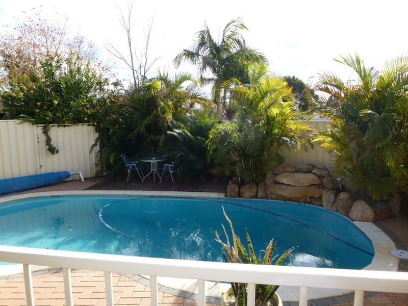 30 Welbeck Road, Canning Vale WA 6155