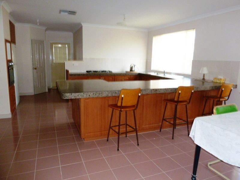 227 Warton Road, Thornlie WA 6108