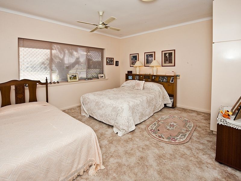 103 Rockingham Beach Road, Rockingham WA 6168