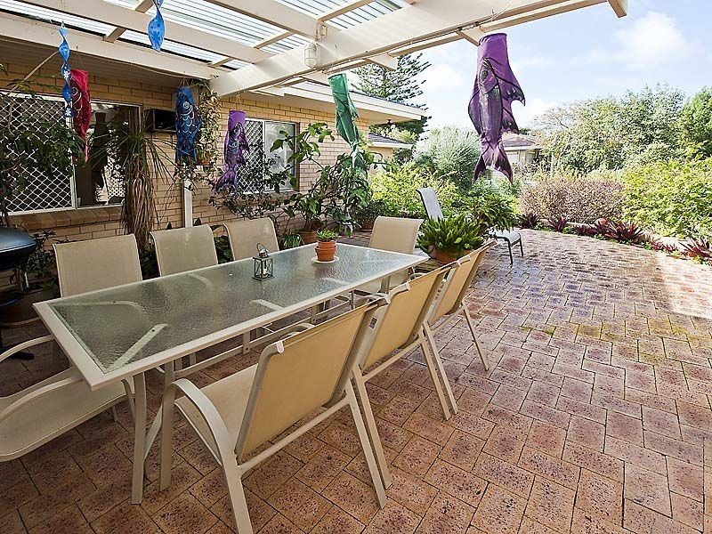 103 Rockingham Beach Road, Rockingham WA 6168