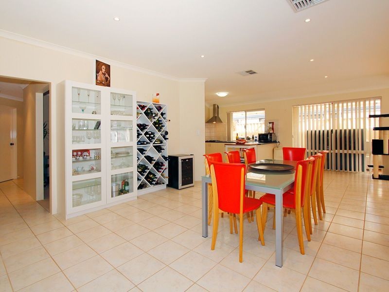 41 Lansdowne Entrance, Canning Vale WA 6155