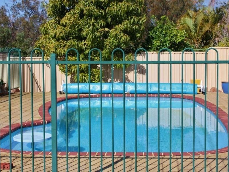 19 Bottlebrush Drive, Thornlie WA 6108