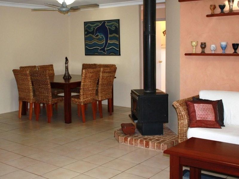 19 Bottlebrush Drive, Thornlie WA 6108