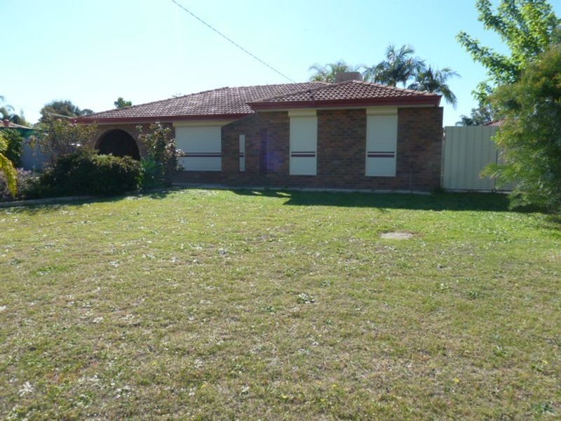 3 Camden Court, Thornlie WA 6108