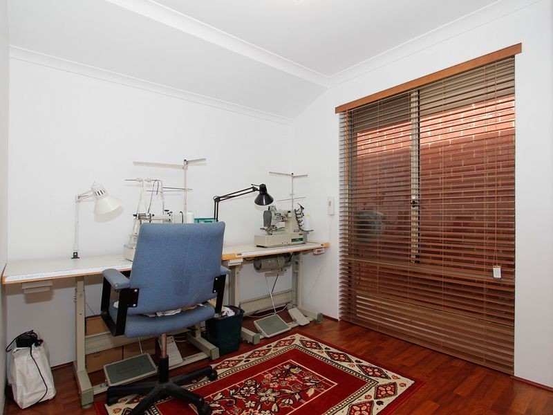 16 Songlark Place, Huntingdale WA 6110