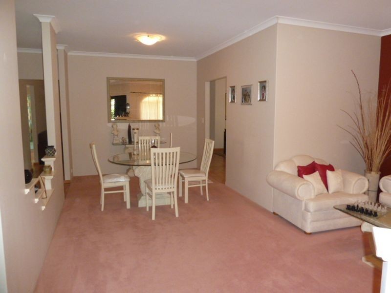 20 Brookside Square, Canning Vale WA 6155