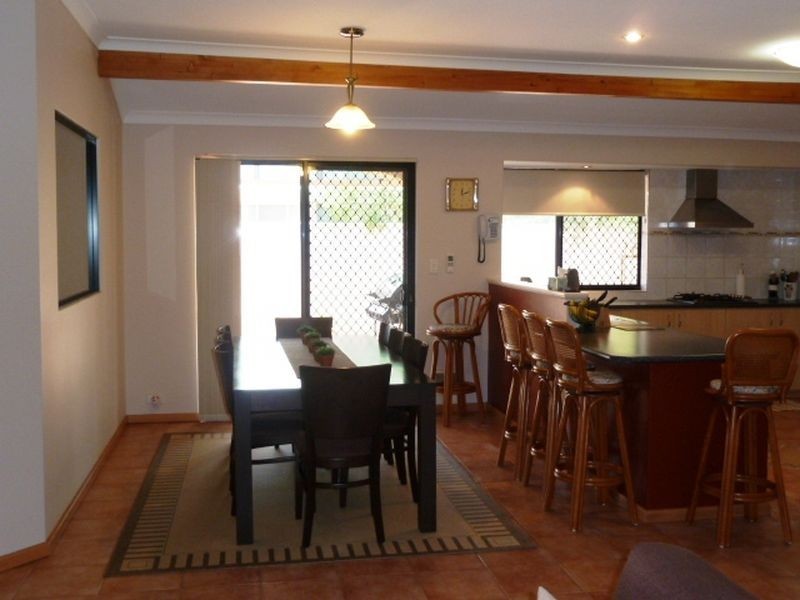 20 Brookside Square, Canning Vale WA 6155