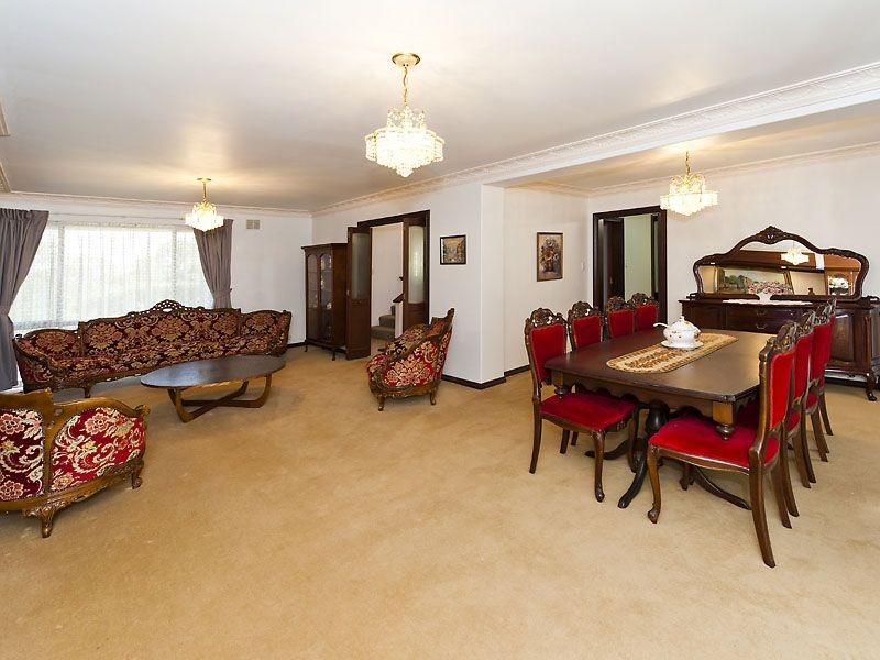 36 Ashley Drive, Kelmscott WA 6111