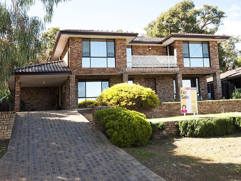 36 Ashley Drive, Kelmscott WA 6111