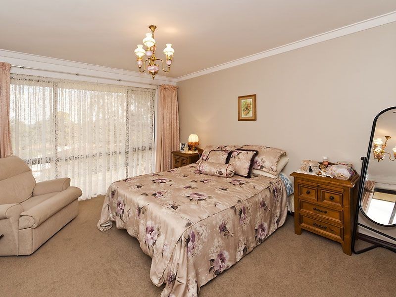 36 Ashley Drive, Kelmscott WA 6111