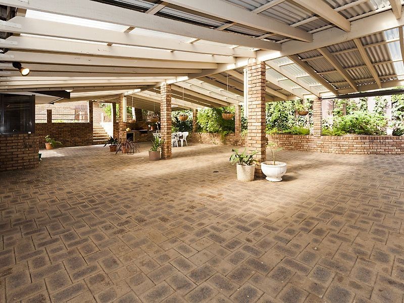 36 Ashley Drive, Kelmscott WA 6111