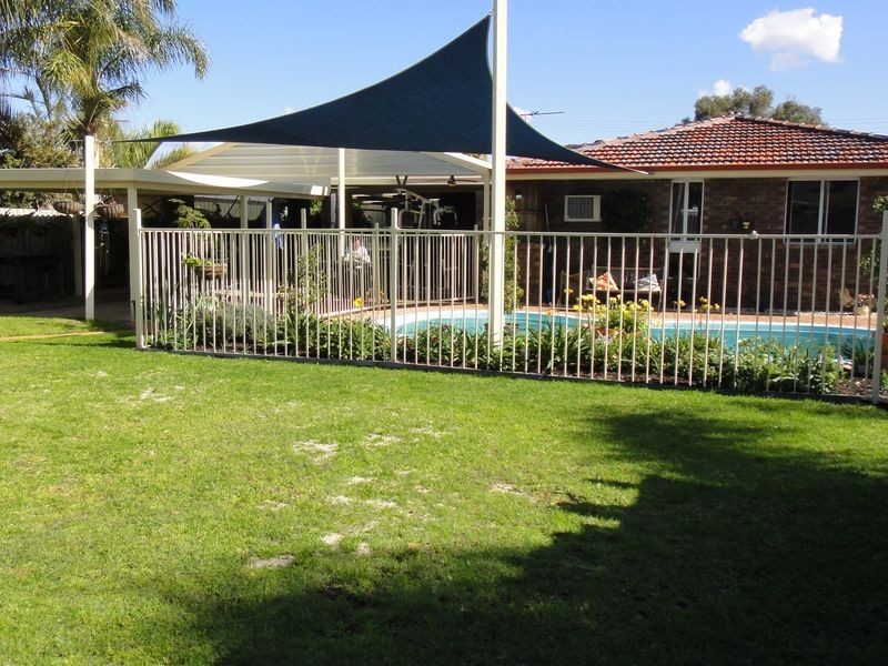 12 Willow Way, Maddington WA 6109