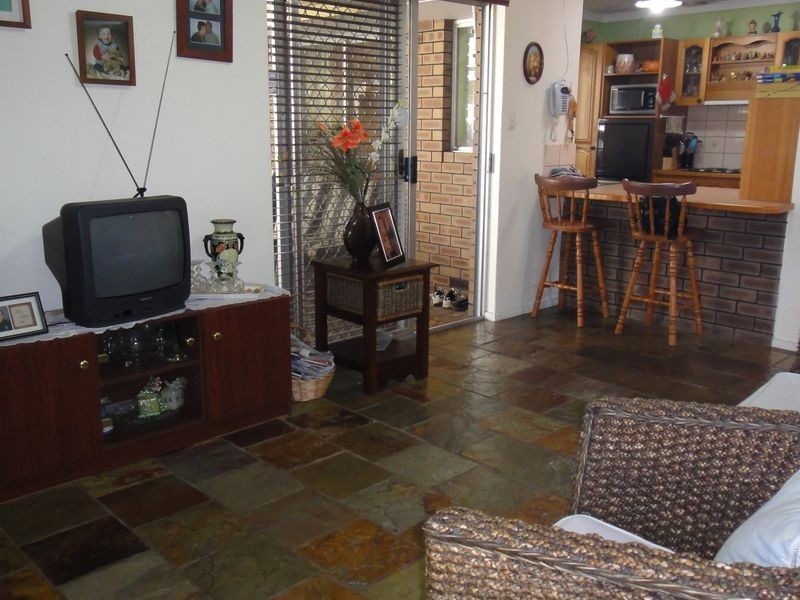 12 Willow Way, Maddington WA 6109