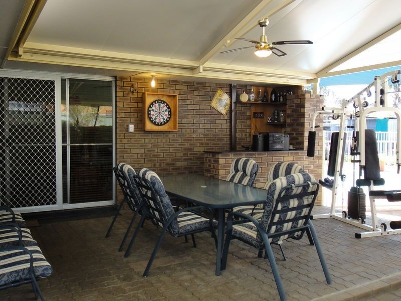 12 Willow Way, Maddington WA 6109