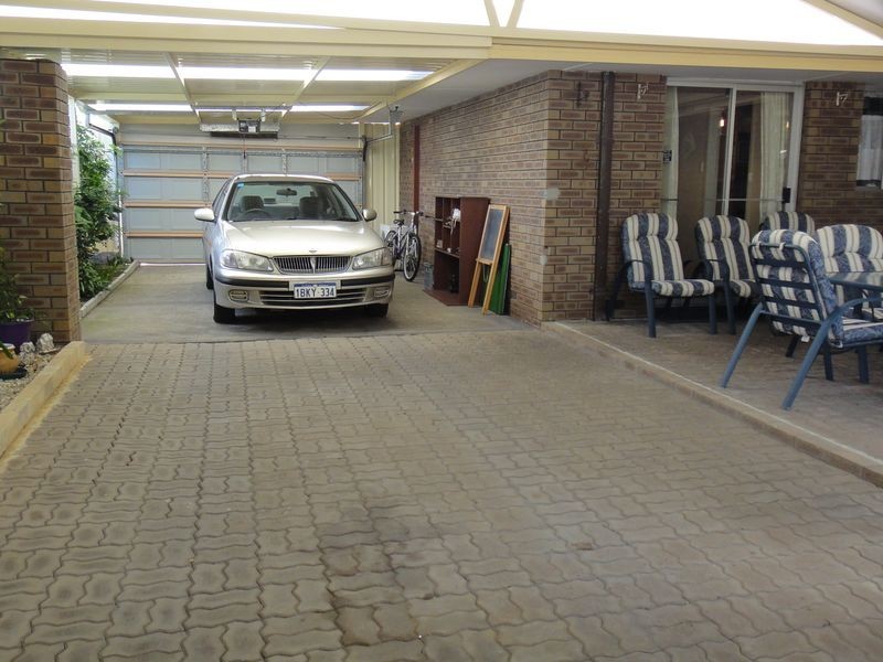 12 Willow Way, Maddington WA 6109